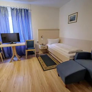 2* Hotel Zum Klueverbaum